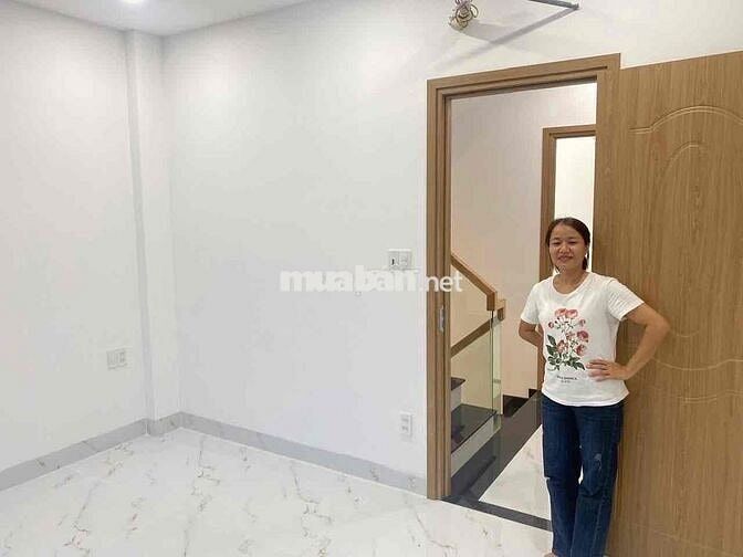 Cho Thuê Nhà Mới Xây Gần Tiểu Học Bình Chiểu,TL43,p.Bình Chiểu 10tr TL