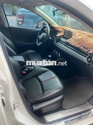 Mazda 2 2016  1.5 AT Sedan