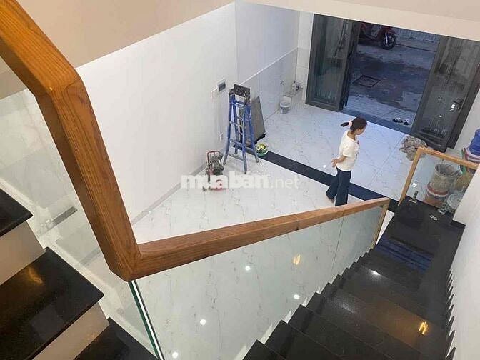 Cho Thuê Nhà Mới Xây Gần Tiểu Học Bình Chiểu,TL43,p.Bình Chiểu 10tr TL