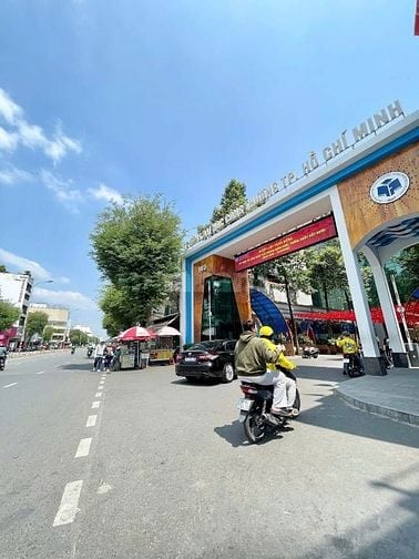 DT KHỦNG 92M2 KHÔNG LG-GIÁ TỐT-XH ĐỖ CỬA-2 TẦNG-LÊ TRỌNG TẤN-TÂN PHÚ