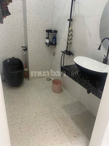 BÁN GẤP NHÀ PHÚ MỸ, TÓC TIÊN MẶT TIỀN ĐƯỜNG LỚN 10 X 82 CÓ 100 TC 