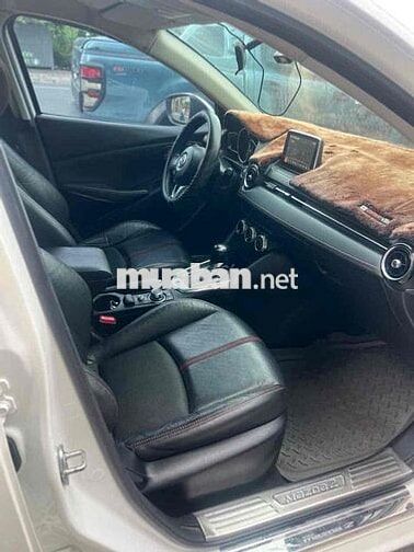 Mazda 2 2016  1.5 AT Sedan