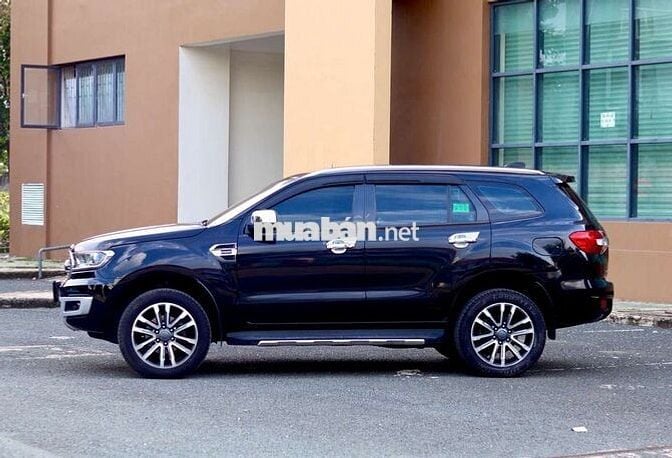 Ford 2021 Titan 4WD - 8v1 km 8xx