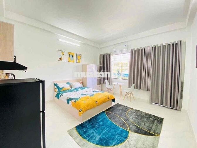 Cho Thuê Studio Bancol Cửa Sổ Lớn Gần SVĐ Phú Thọ, ĐH Bách Khoa Quận 1