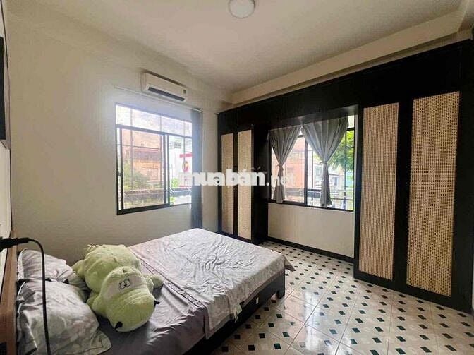 Căn Hộ Tách Bếp Ban Công Gần Chợ Bàn Cờ Quận 3