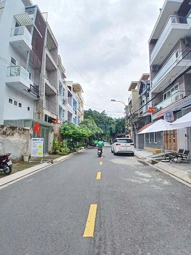 NHÀ BÁN ĐƯỜNG SỐ 28 Q6 (4X18) 4 TẦNG. GIÁ 12,5 TỶ