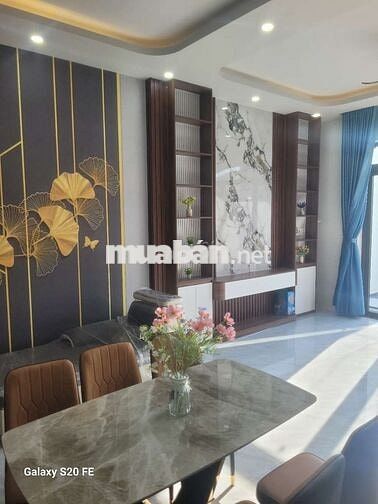 Nhà bán chính chủ . Mới hoàn thiên giáp hoc môm