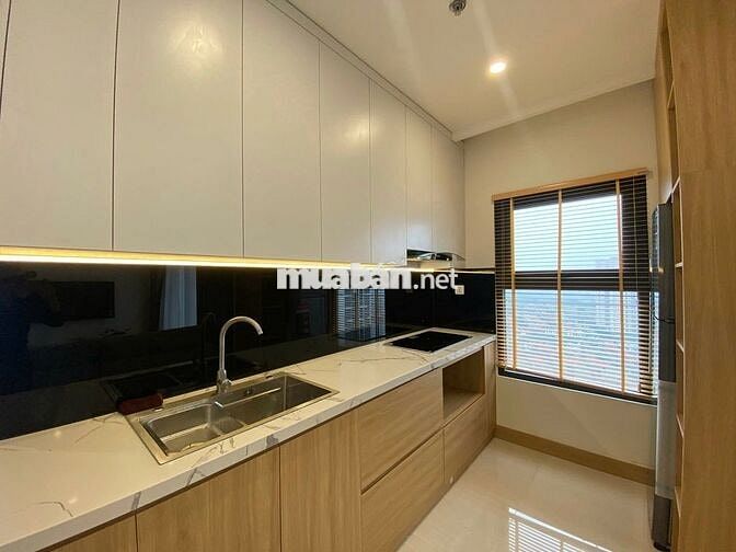 Cho thuê căn 3 ngủ mới tinh, giá 13tr/th có thể vào được luôn