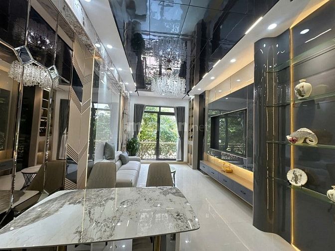 Mặt phố Kim Giang, kinh doanh bất chấp, giá trị bền vững