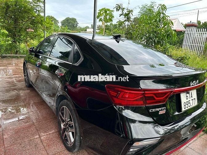 Kia Cerato 2021 2.0 AT PREMIUM - 80000 km