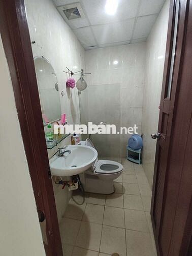 Chuyển công tác đăng lại căn Cc 3PN 2Wc rộng thoáng, nhiều cửa sổ