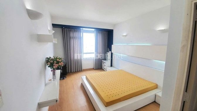 C/c Satra Eximland,Phan Đăng Lưu,Phú Nhuận 92m2, 2p ngủ, NTCC, 17tr/th