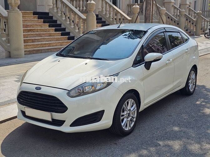 Ford Fiesta 2015 1.5 AT Trend - 112000 km