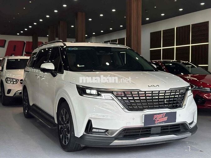 Kia Carnival 2023 Signature 2.2D - 32000km một chủ