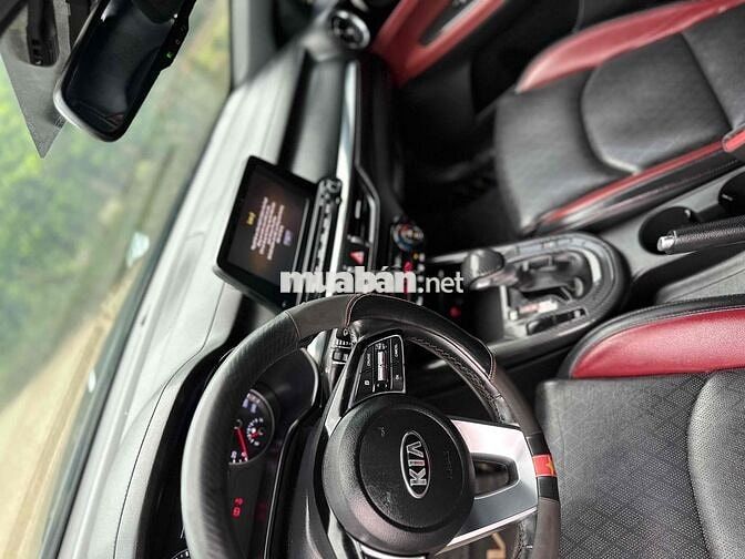 Kia Cerato 2021 2.0 AT PREMIUM - 80000 km