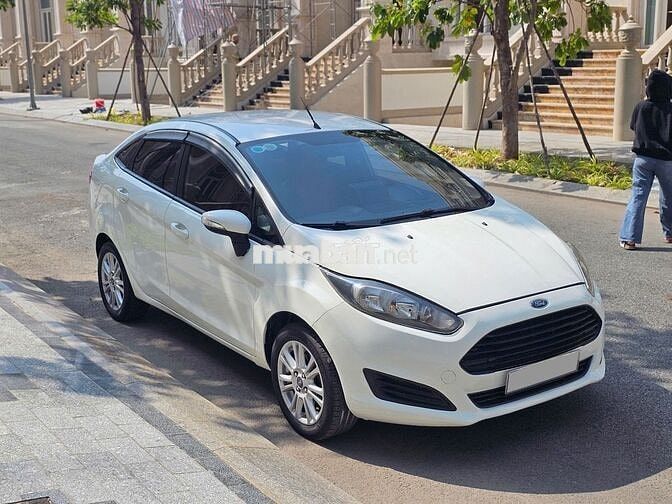 Ford Fiesta 2015 1.5 AT Trend - 112000 km