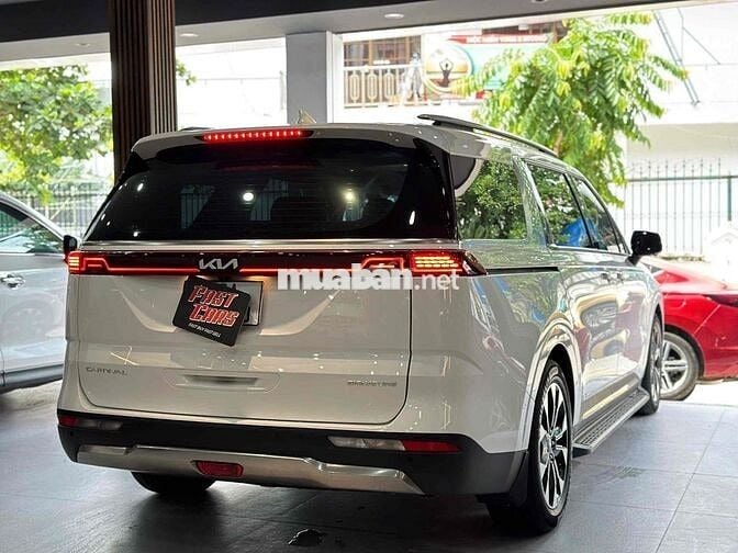 Kia Carnival 2023 Signature 2.2D - 32000km một chủ