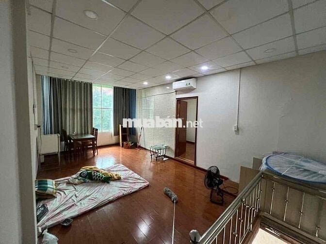 Nhà mặt tiền cho thuê: đường hai bà trưng