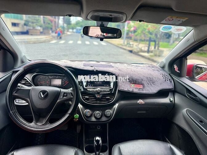 VinFast Fadil Plus 2021 - Màu đỏ - 4v4km