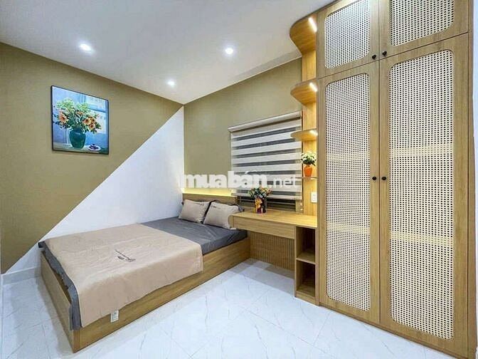 Nhà đẹp 2T xây mới ngay trung tâm Lê Duẩn_Full nội thất cao cấp_3tyX