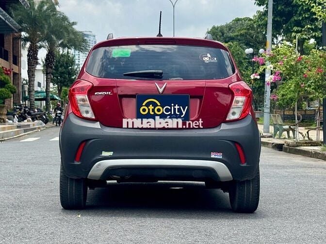 VinFast Fadil Plus 2021 - Màu đỏ - 4v4km