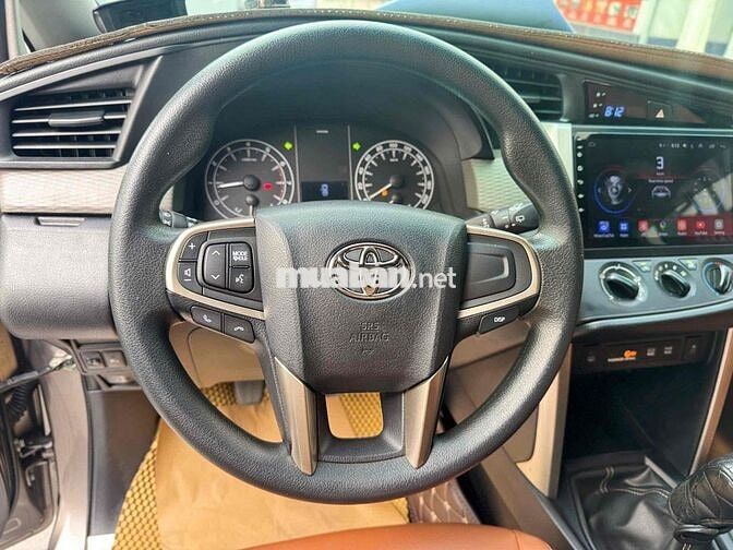 Toyota Innova 2020 2.0E - 140246 km