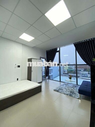 Studio full nội thất - view kính - ngay công viên Làng Hoa
