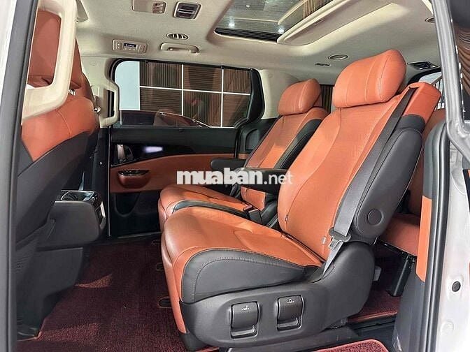 Kia Carnival 2023 Signature 2.2D - 32000km một chủ