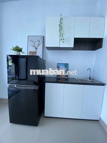 Studio full nội thất - view kính - ngay công viên Làng Hoa