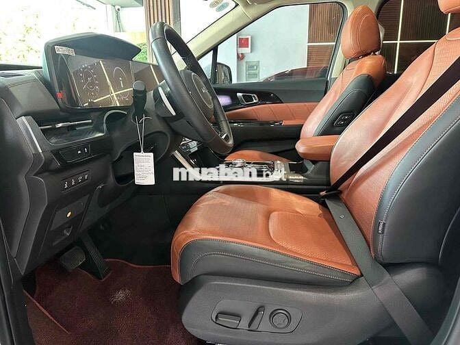 Kia Carnival 2023 Signature 2.2D - 32000km một chủ