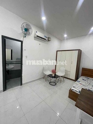 Studio Cửa Sổ Thoáng - 25m2 - Full Nội thất -Thang máy- Phan Xích Long