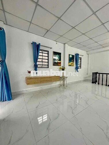 Nhà HXH Quận 6 2 Tầng 3 Tỷ Nhỉn
