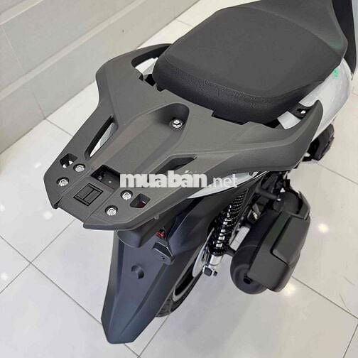 Honda Sh350i Nhập Ý 2025 Trắng Xà Cừ lướt 700 cây