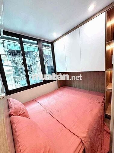 Nhà đẹp mặt đường víp 60m2 sổ đỏ 2 ngủ kk riêng biệt phố Tôn đức Thắng