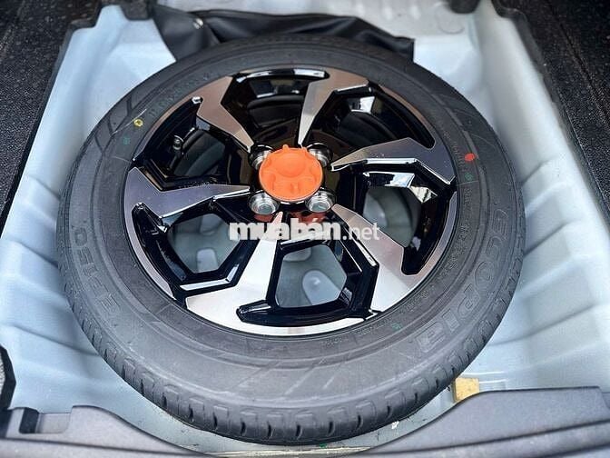 Toyota Vios 2024 1.5E CVT - 49000 km