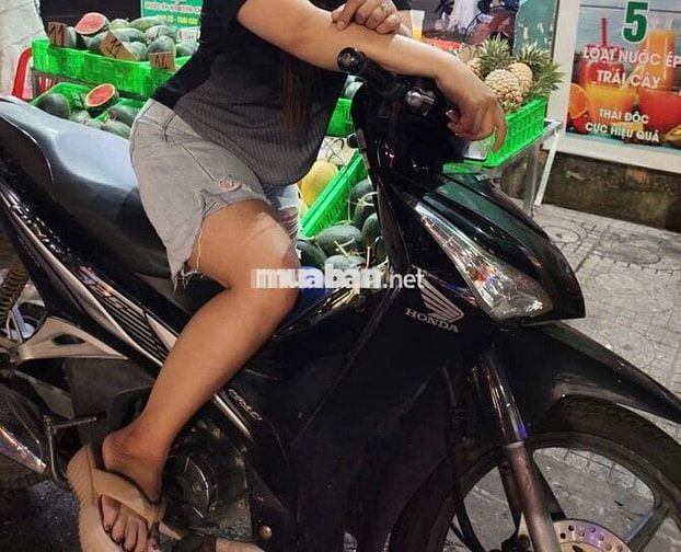 Xe Future fi năm 2018 Đen Xám . động cơ zin.