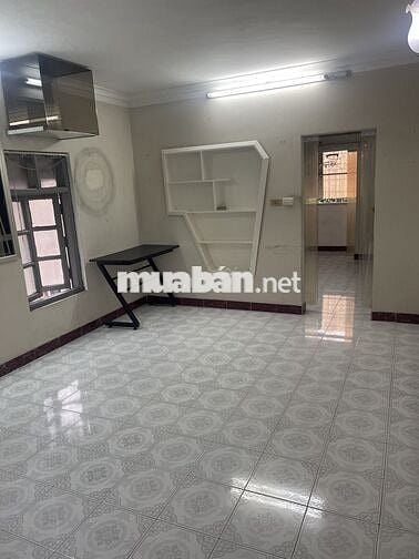 Cần cho thuê căn hộ tập thể Vĩnh Hồ 40m2, 2 phòng ngủ