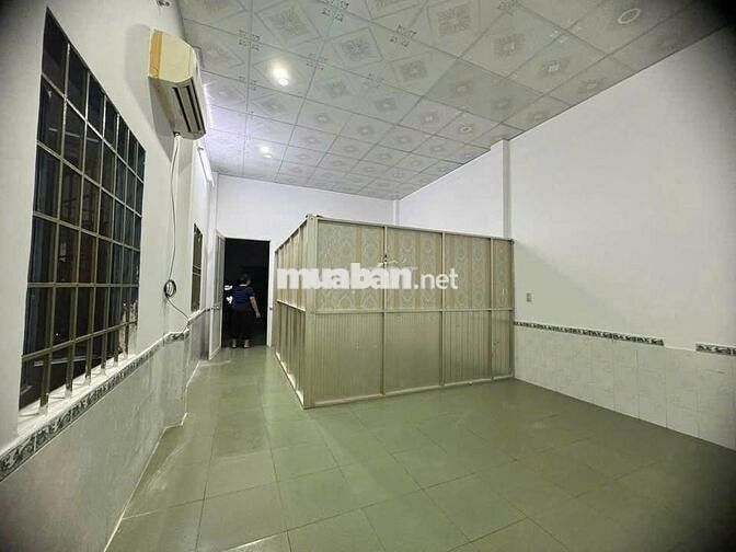 ✅Bán nhà c4 sổ riêng ngay sau cánh đồng diều Hóc Môn giá 710 triệu✅