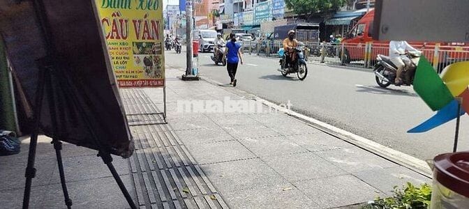 Cho thuê nhà nguyên căn mặc tiền đường kinh Doanh 4x18 trệt 2 lầu