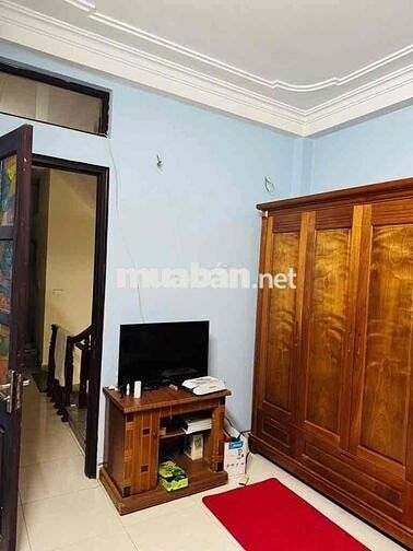 NHÀ ĐẸP - CHẮC CHẮN - KHU VỰC NHIỀU TIỆN ÍCH - AN SINH LÝ TƯỞNG.-