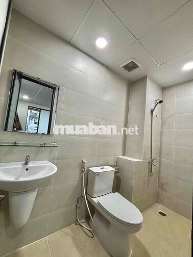 Nhà mới, phòng mới sạch sẽ thoáng mát gần cầu Nguyễn Văn Cừ thuận tiện