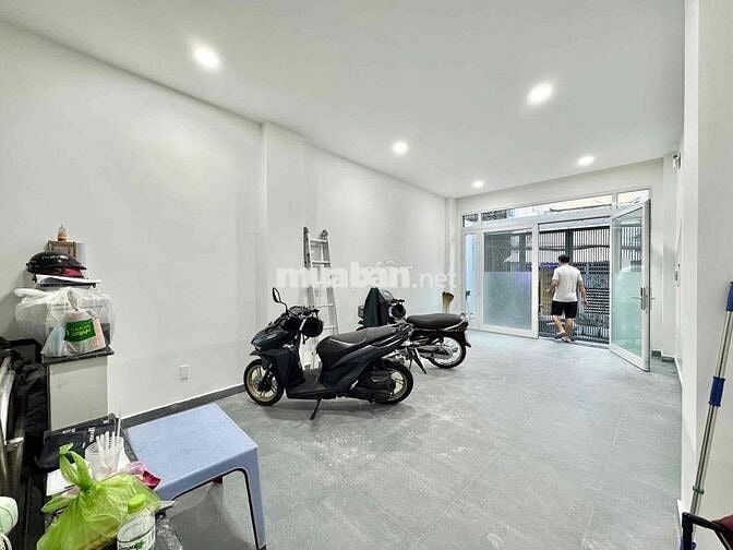 Nhà mới, phòng mới sạch sẽ thoáng mát gần cầu Nguyễn Văn Cừ thuận tiện