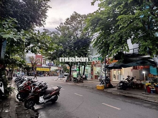 Mặt bằng kinh doanh đường Cầm Bá Thước