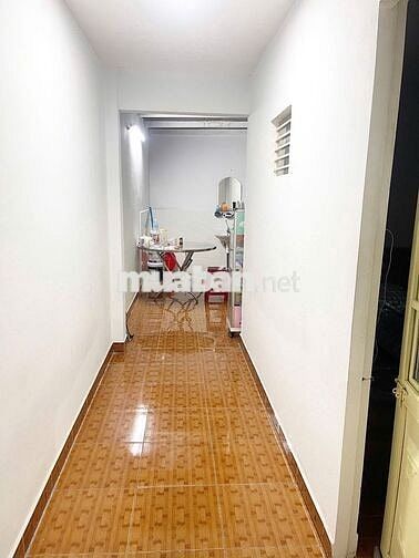 cần bán nhà kiệt oto tôn đức thắng ngay hoàng văn thái