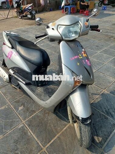 Bán xe Honda Lead mầu bạc chính chủ