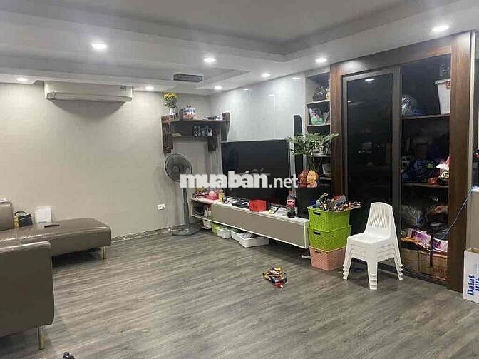 Bán Chung Cư Nguyễn Văn Cừ,LB 70M thuộc chung cư Đoàn 871 giá chỉ 4,x
