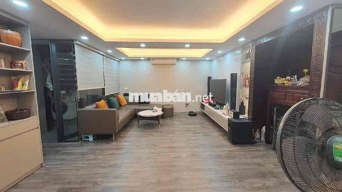 Bán Chung Cư Nguyễn Văn Cừ,LB 70M thuộc chung cư Đoàn 871 giá chỉ 4,x