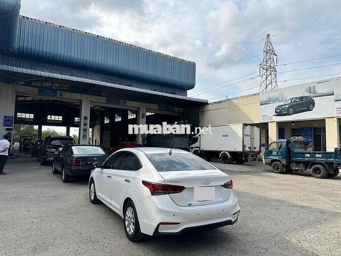 Hyundai Accent 2019 1.4 MT - 130000 km