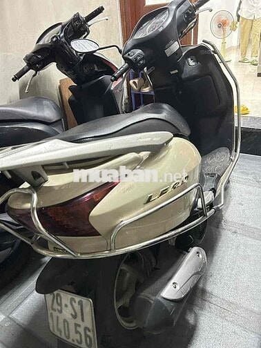 xe lead vàng cát đẹp zin nguyên ít đi  2012