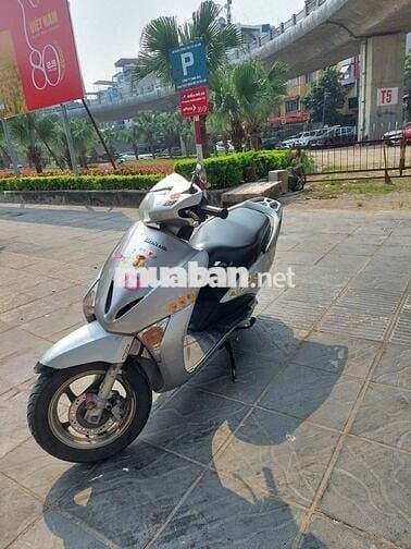 Bán xe Honda Lead mầu bạc chính chủ